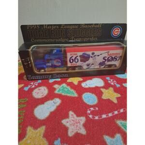 MLB Sammy Sosa 1998 #66 Home Run Sluggers Die Cast Transporter